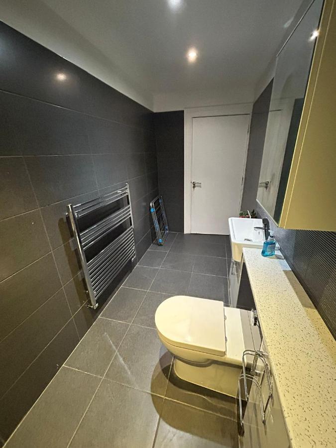 Cosy Single Room Единбург Екстер'єр фото